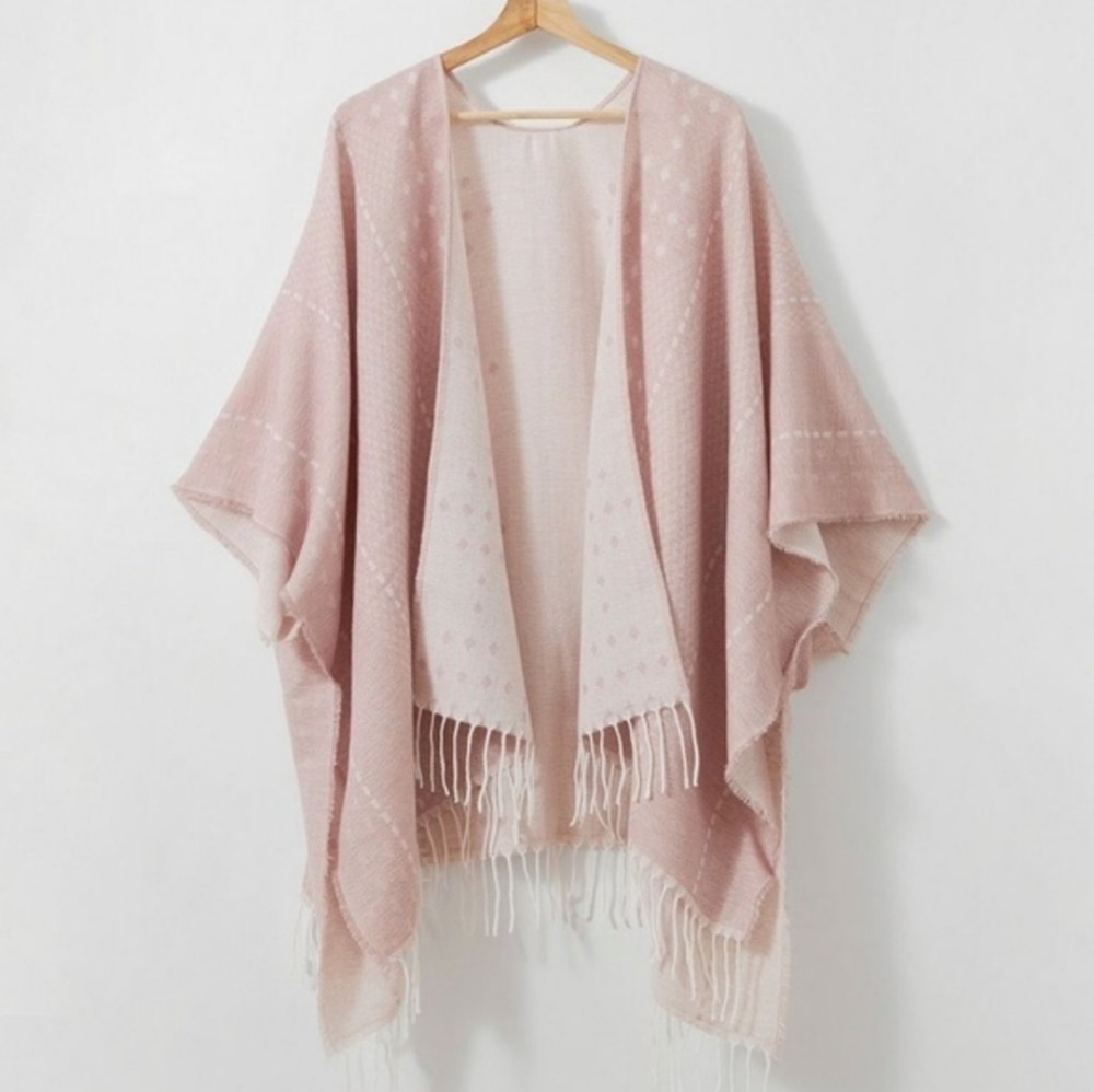 Gentle Fawn Hermosa Blush Kimono Poncho M/L. T2